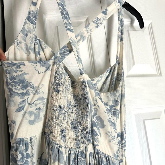 Reformation Brixton Dress White and Blue Floral - Picture 4 of 8